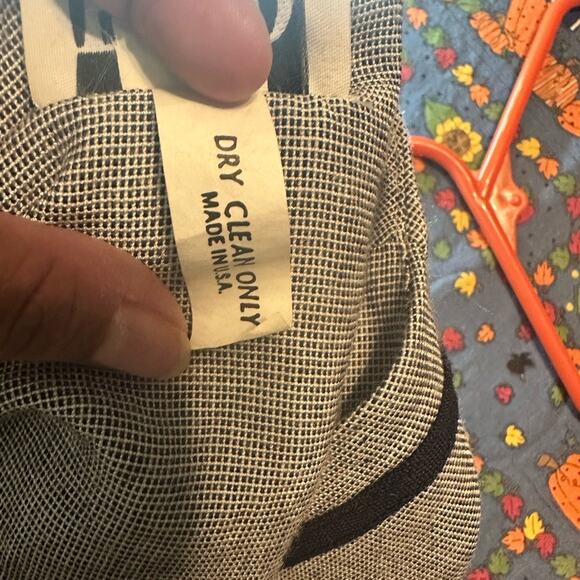 Vintage R.E.O Pleated Work Dress – Classic Elegance with Retro Charm - Picture 12 of 12